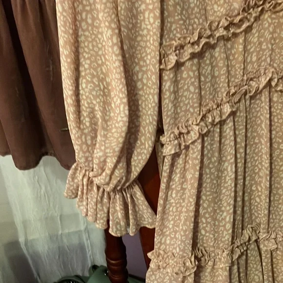 Saints & Secrets chiffon & layered ruffle dress - Picture 4 of 11